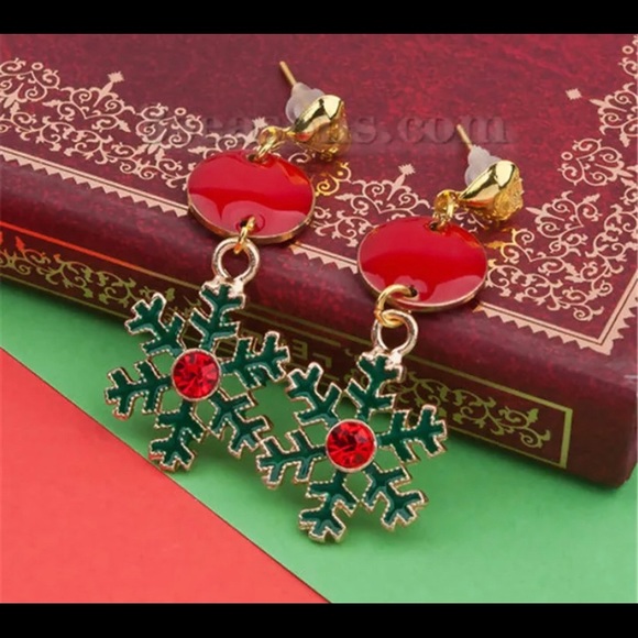 🎄❄️Snowflake Round Red Rhinestone Enamel Earrings - Picture 5 of 5
